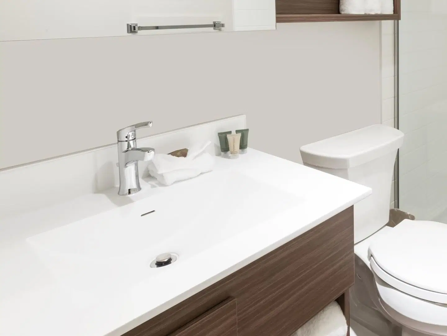 Microtel Inn & Suites by Wyndham Fort St John Badezimmer