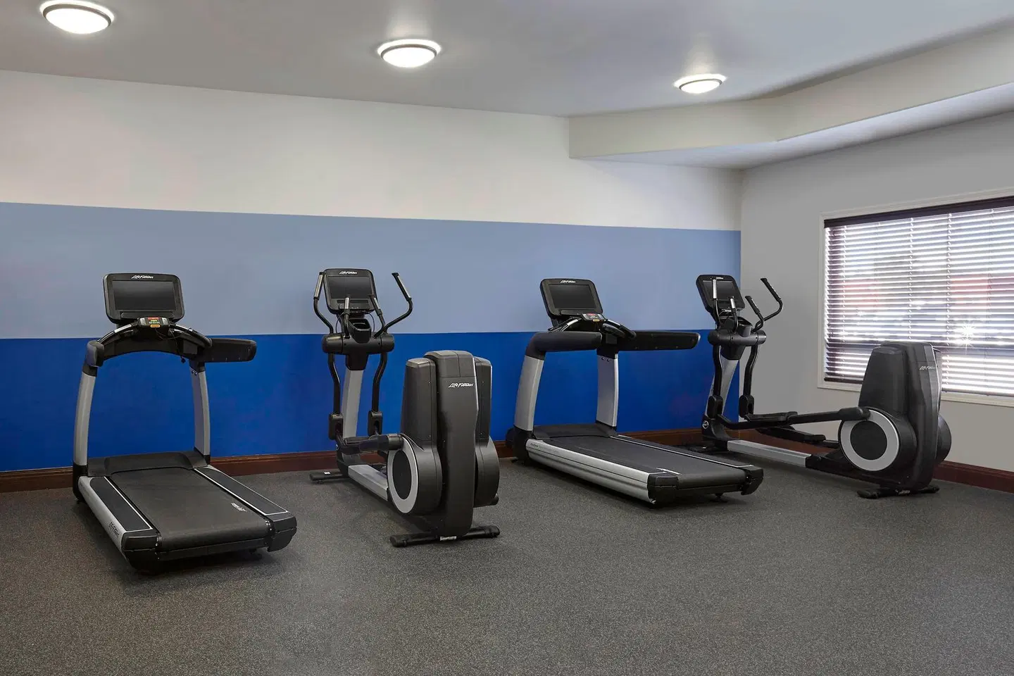 Four Points by Sheraton Regina SPORTS_AND_LEISURE