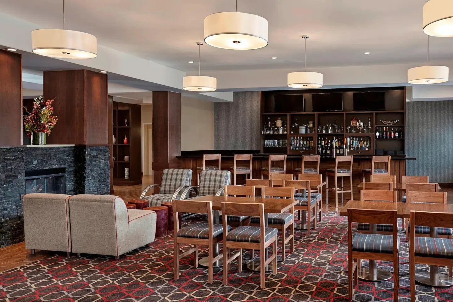 Four Points by Sheraton Regina Bar