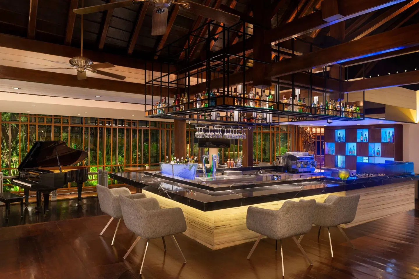 Le Méridien Jakarta Bar