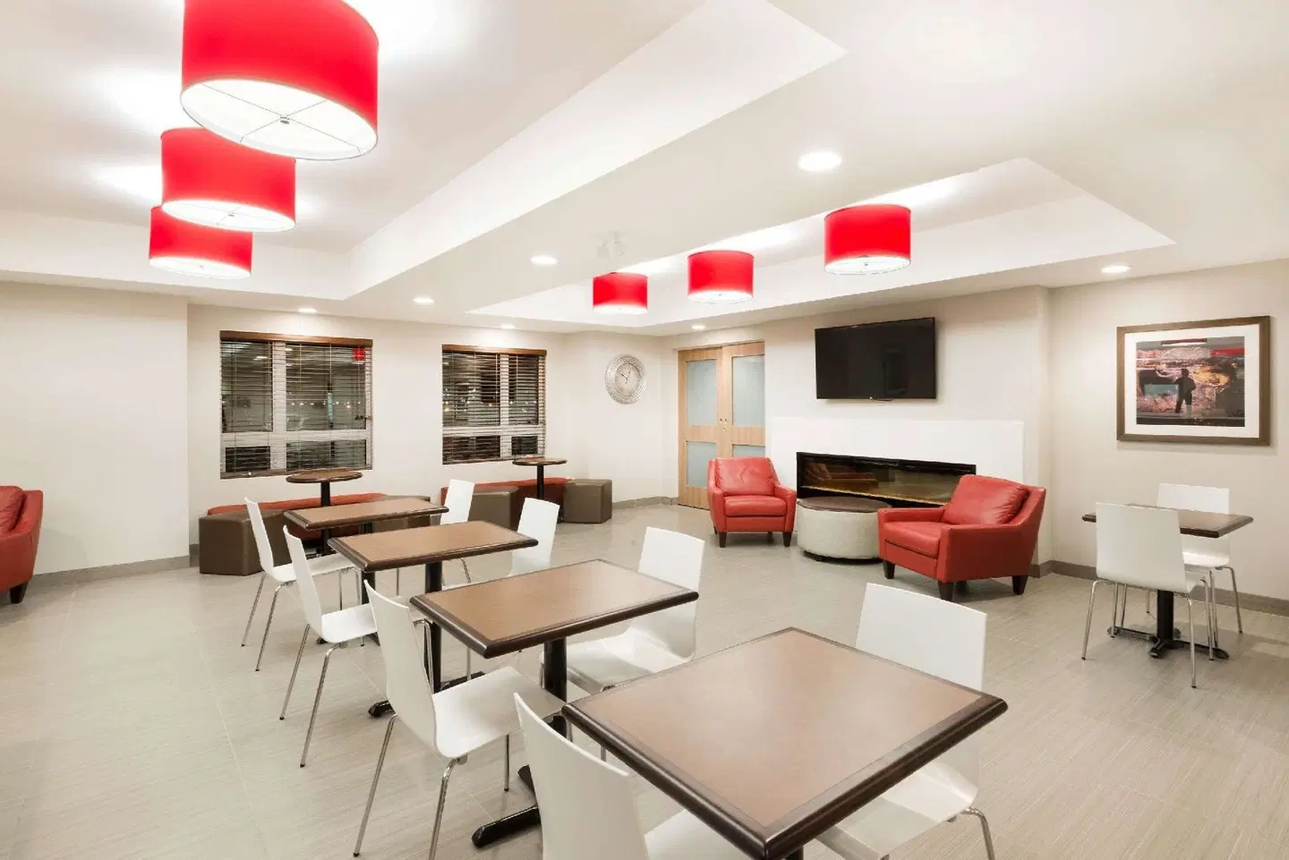 Microtel Inn & Suites by Wyndham Sudbury LOUNGE_LOBBY