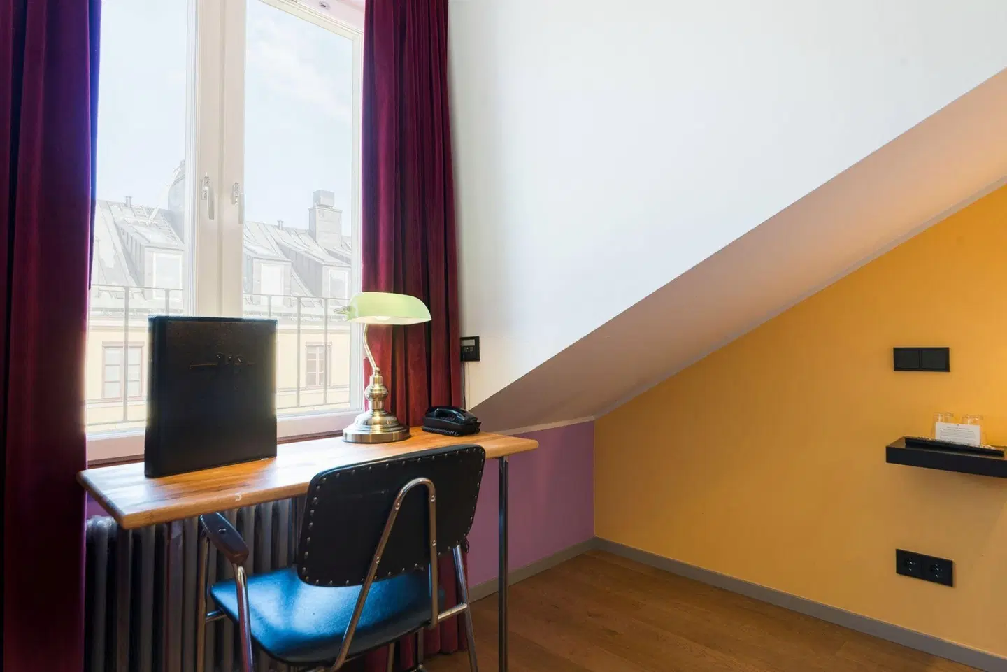Hellstens Glashus ROOM_EXAMPLE