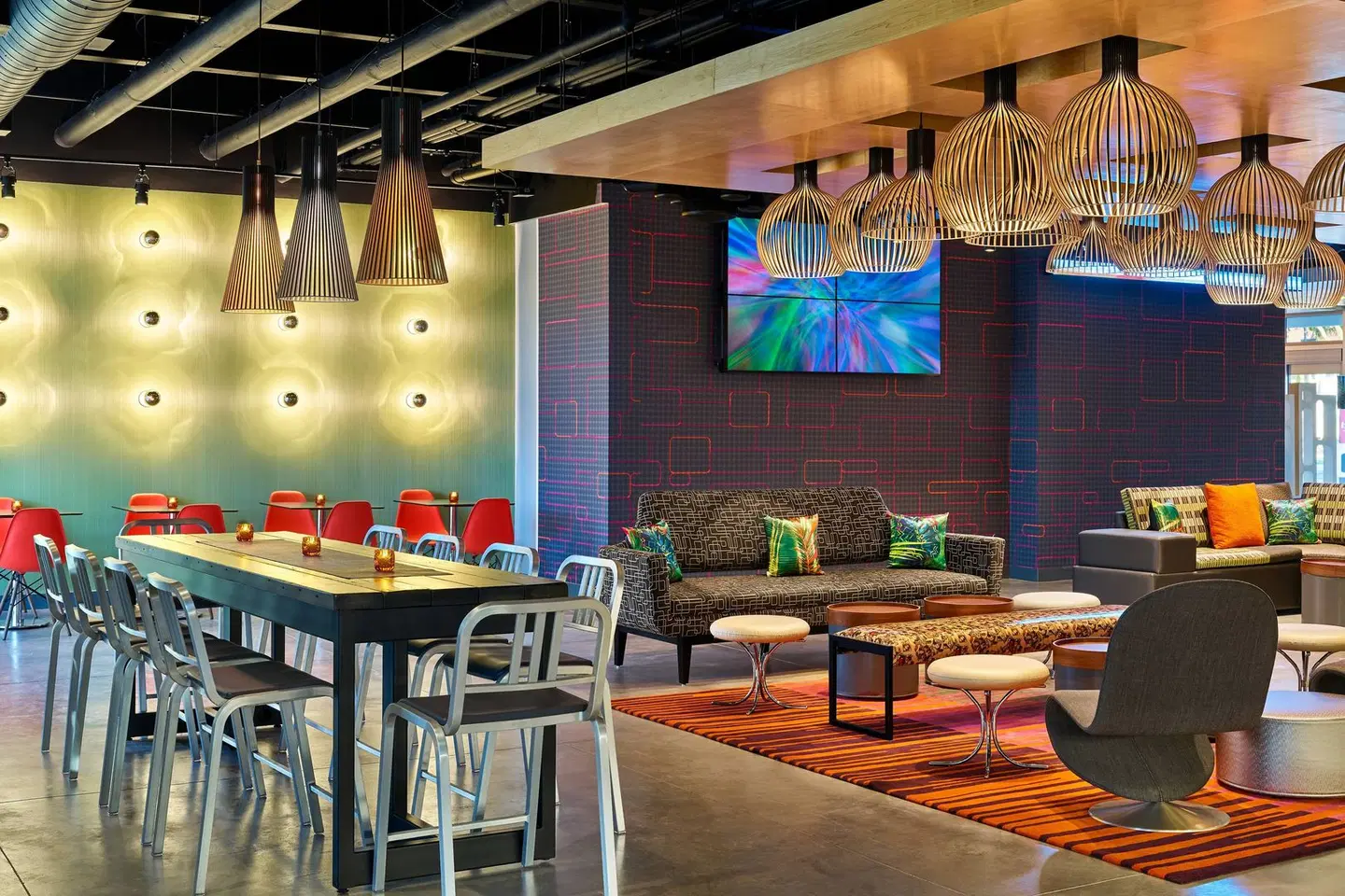 Aloft by Marriott Miami Airport Bar