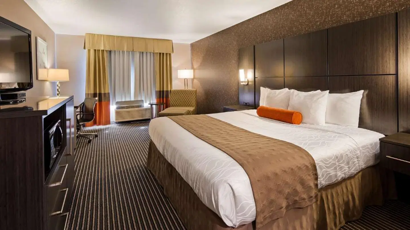 Best Western PLUS Rama Inn ROOM_EXAMPLE