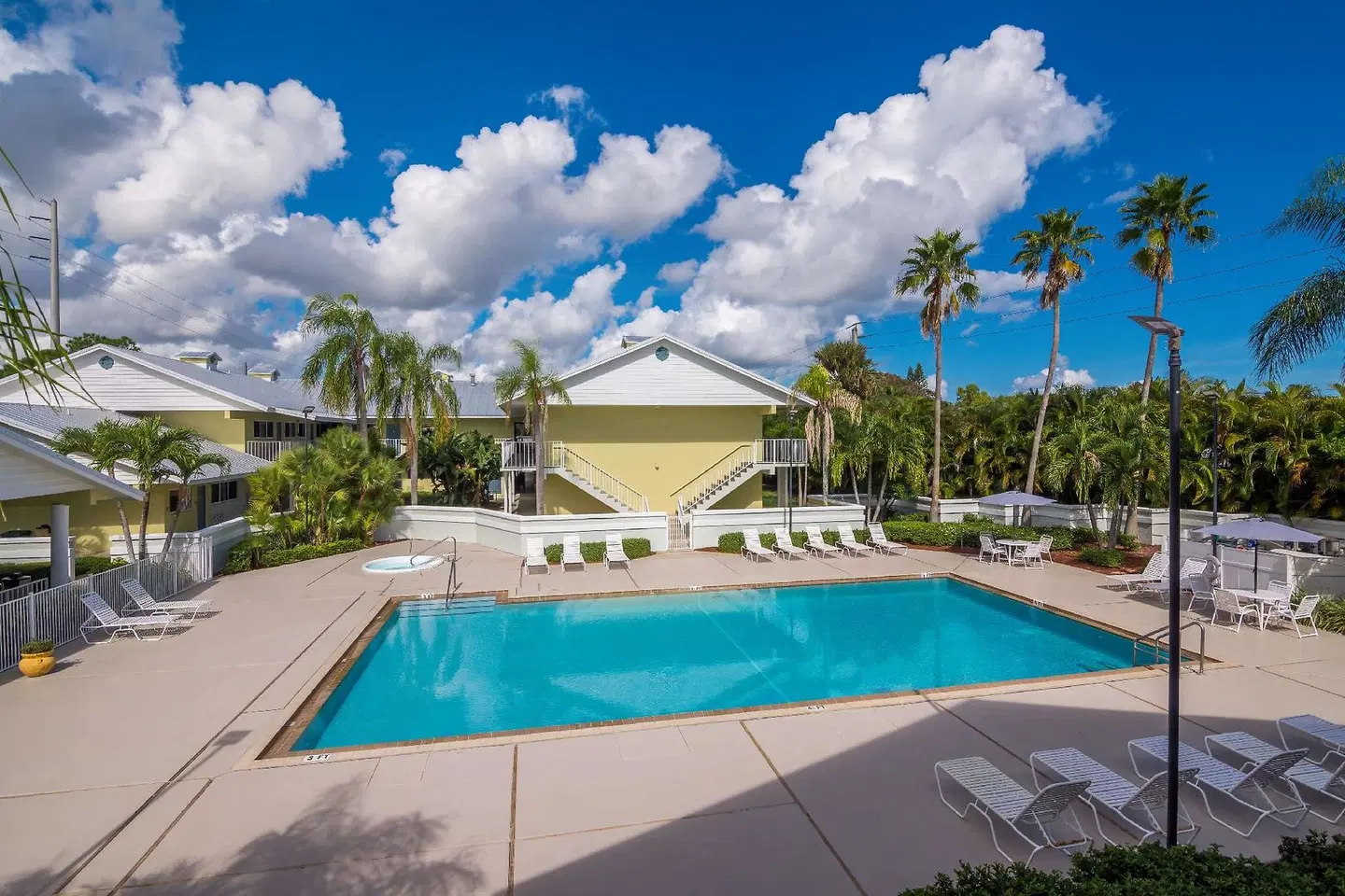 Best Western Port St. Lucie OUTDOOR_POOL