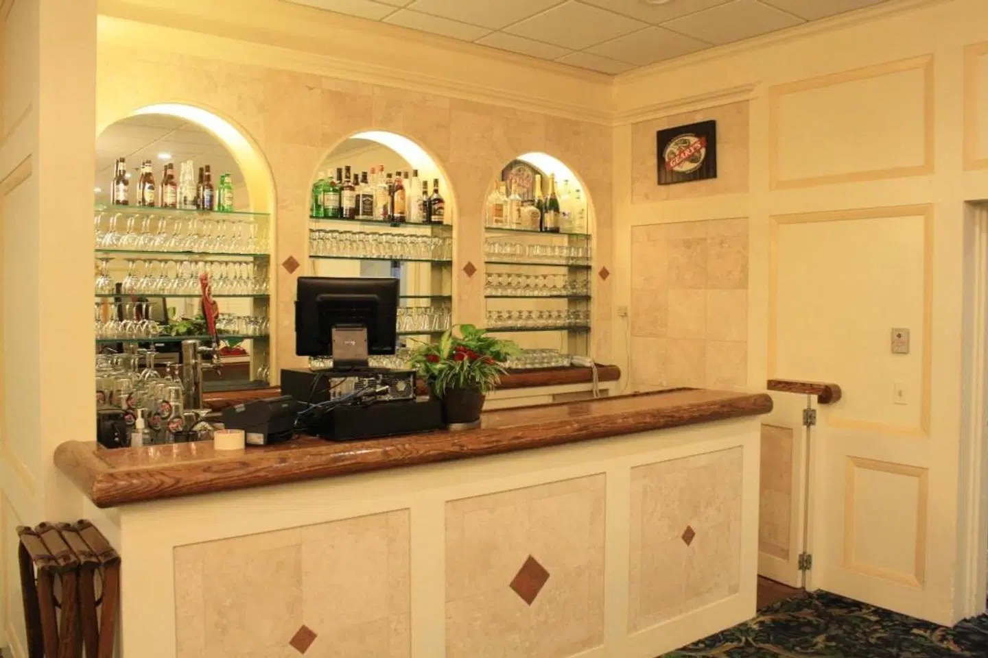 Senator Inn & Spa HEALTH_BEAUTY