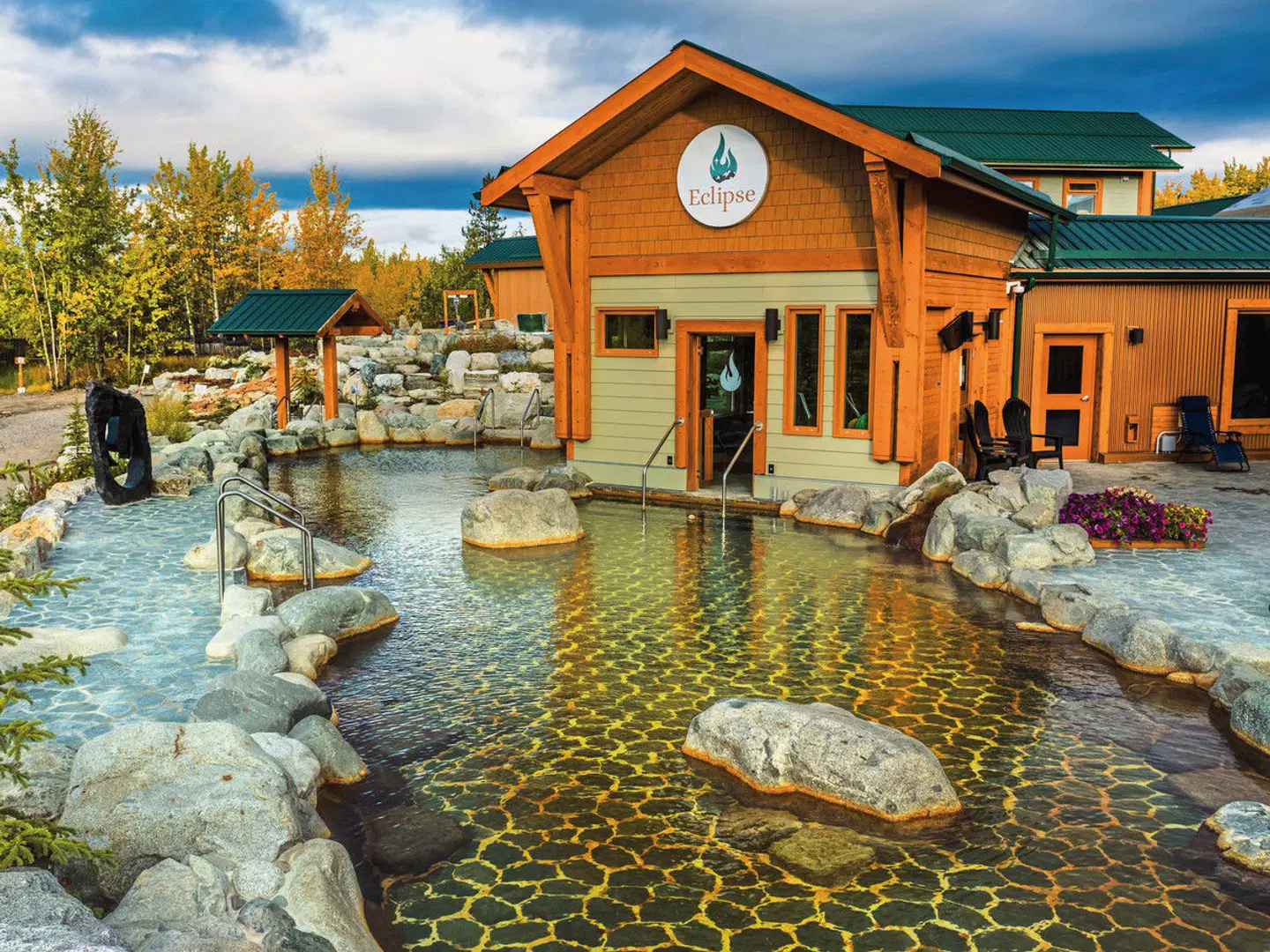 Takhini Hot Springs Resort OUTDOOR_POOL