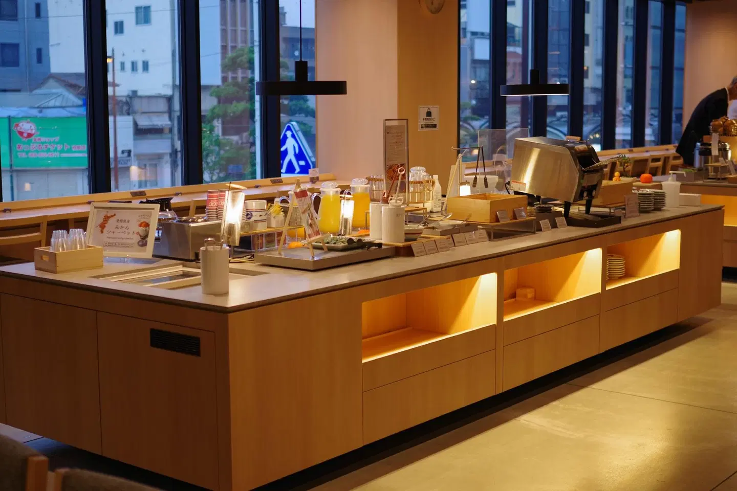 REF Matsuyama City Station by VESSEL HOTELS Restaurant