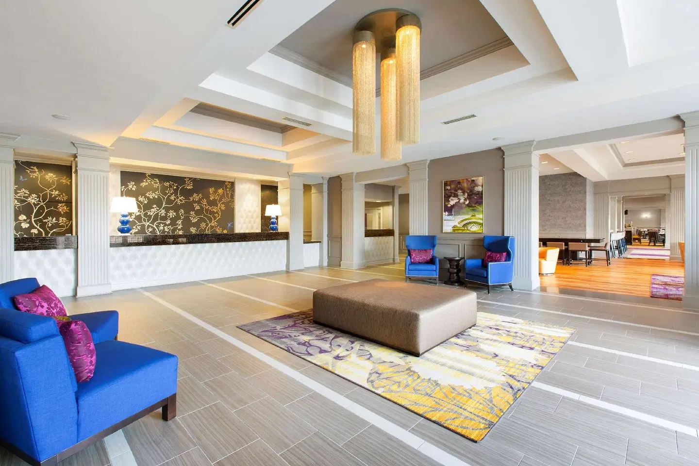 DoubleTree by Hilton Hotel Savannah Historic District LOUNGE_LOBBY