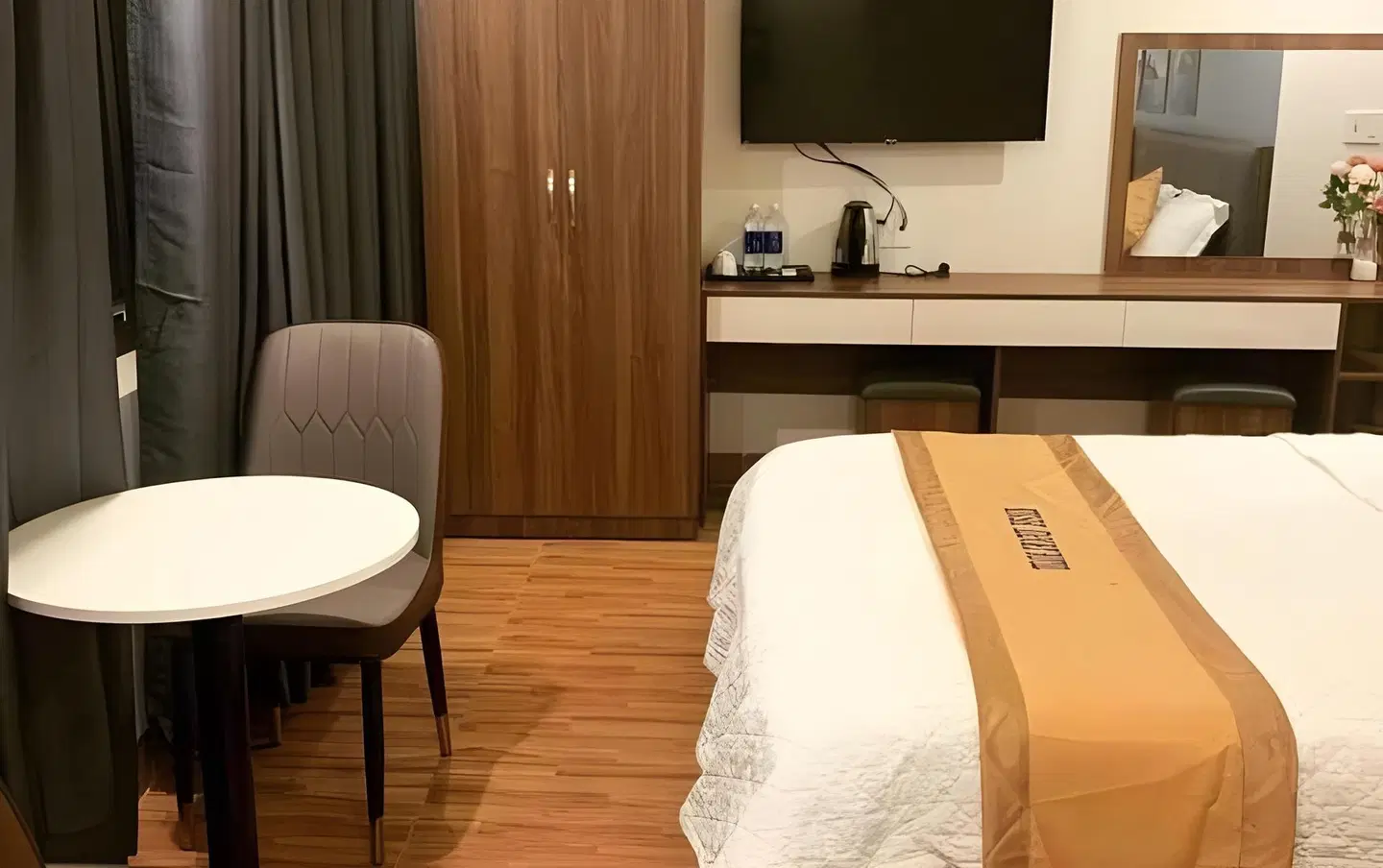 New Sky Airport Hotel ROOM_EXAMPLE