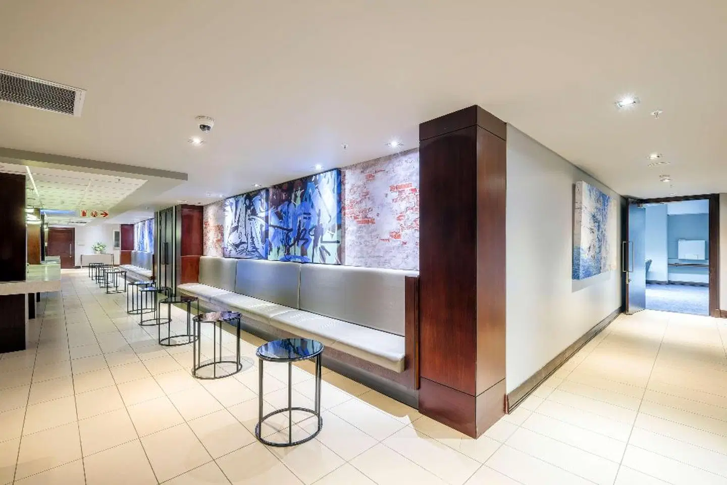 Radisson Blu Hotel Sandton, Johannesburg LOUNGE_LOBBY