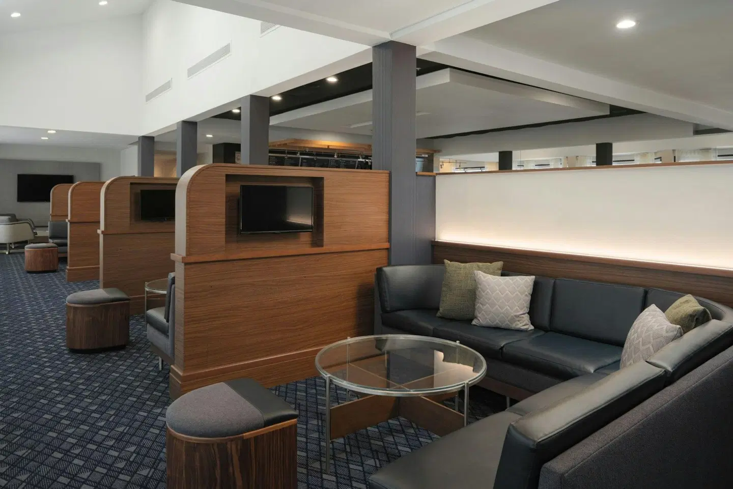 Courtyard by Marriott Louisville East LOUNGE_LOBBY