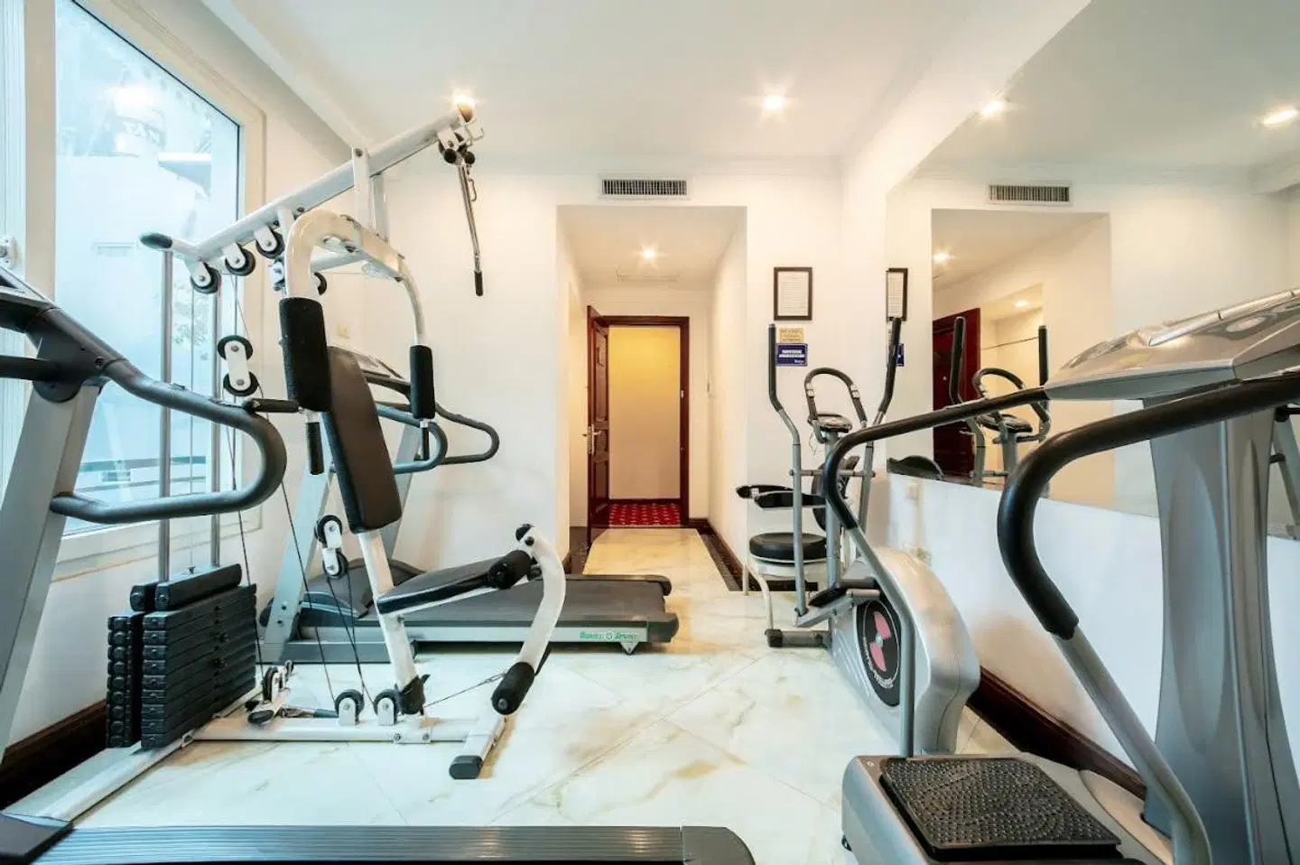 Rosaliza Hotel Hanoi SPORTS_AND_LEISURE