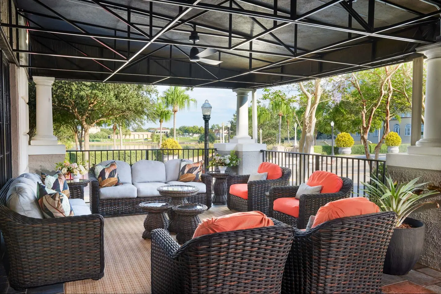 Terrace Hotel - Lakeland Terrasse