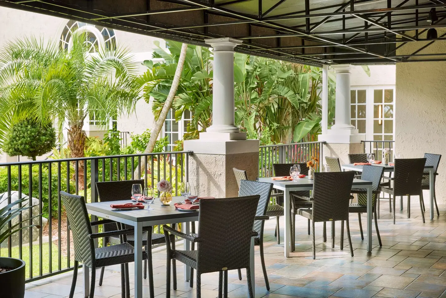 Terrace Hotel - Lakeland Restaurant
