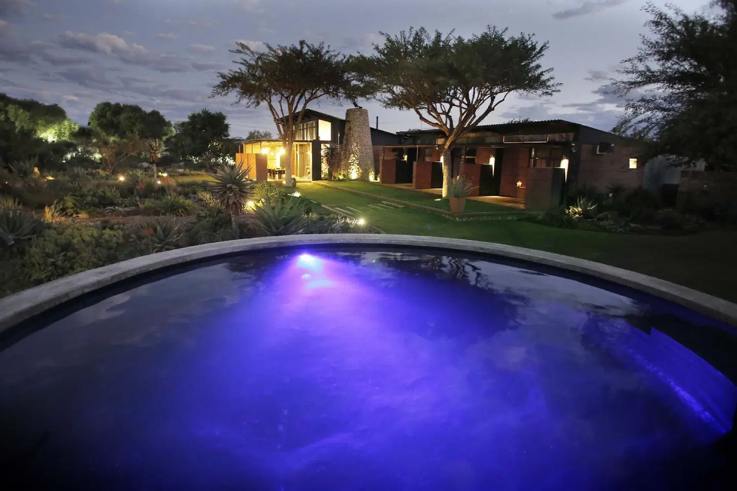 Liedjiesbos Bed & Breakfast OUTDOOR_POOL