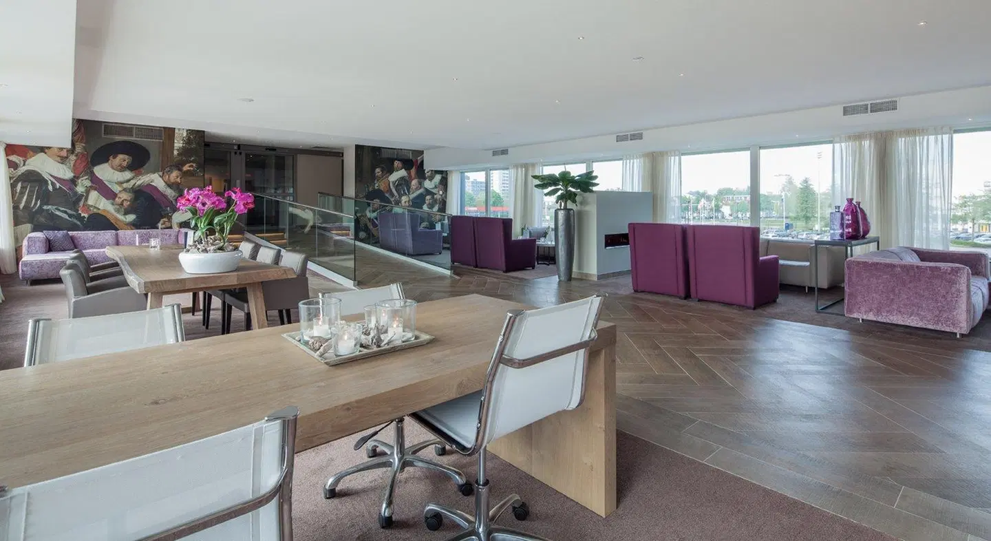 Van der Valk Haarlem LOUNGE_LOBBY