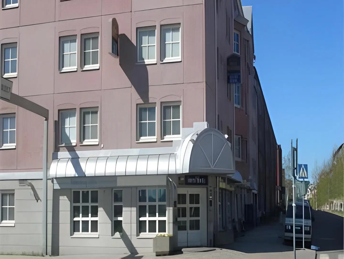 Comfort Hotel Arctic EXTERIOR