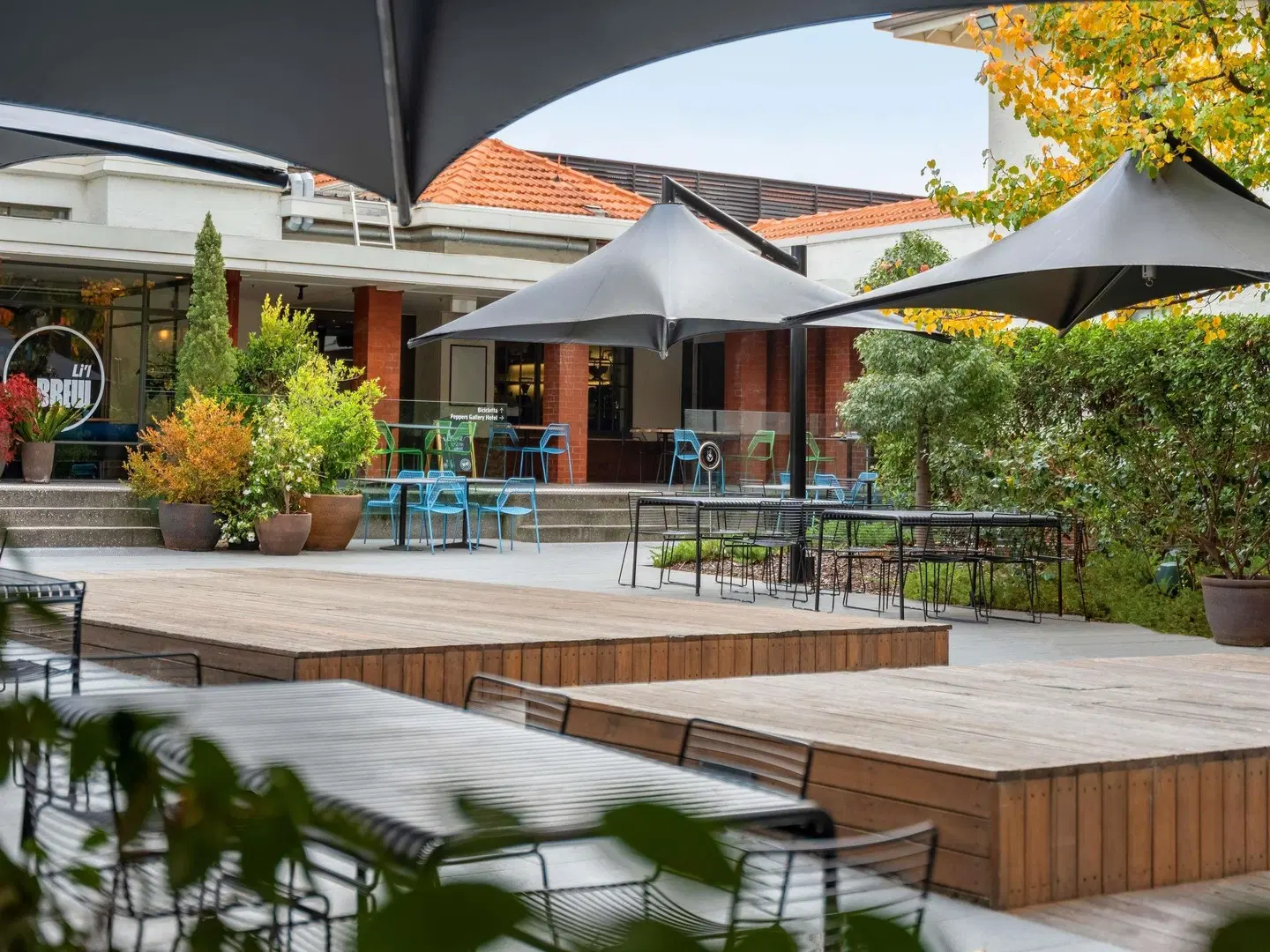 Peppers Gallery Hotel (formerly Diamant Hotel Canberra) Bar