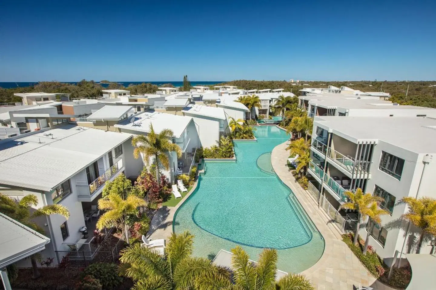 Sand Dunes Resort EXTERIOR