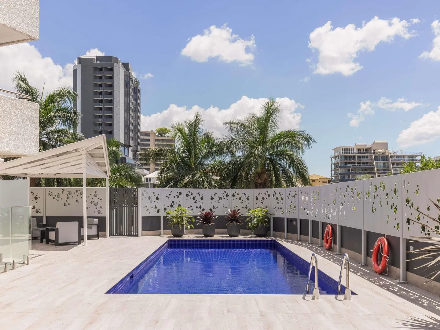 Mercure Brisbane Spring Hill OUTDOOR_POOL