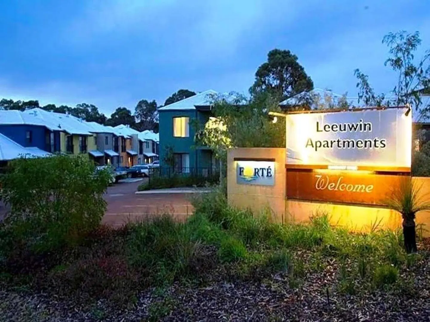 Forte Leeuwin Apartments EXTERIOR