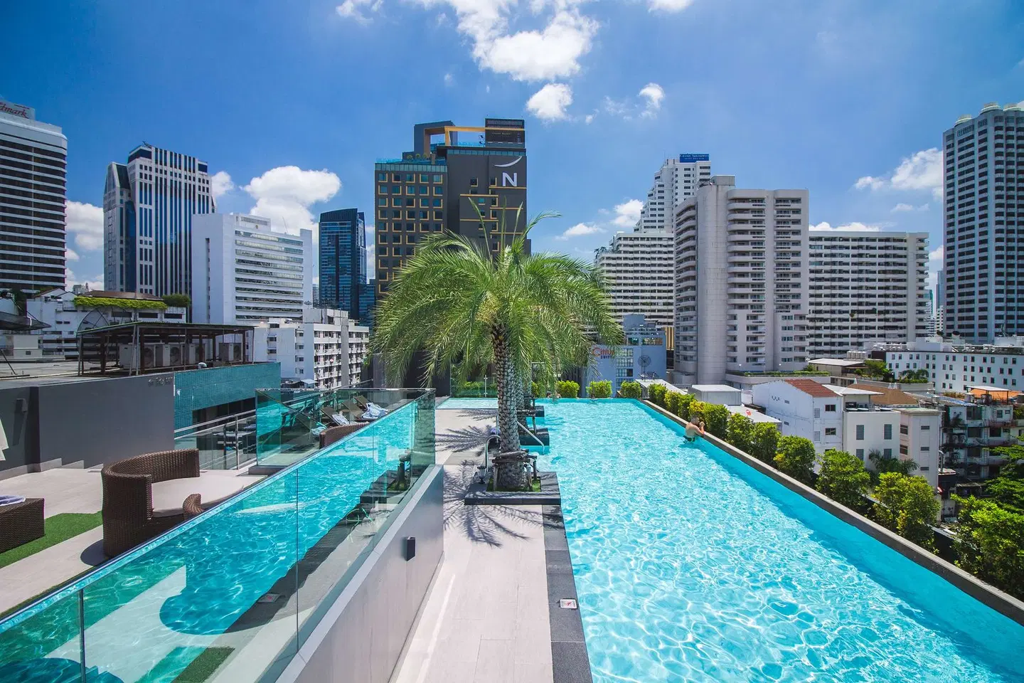 SureStay Plus Hotel by Best Western Sukhumvit 2 OUTDOOR_POOL
