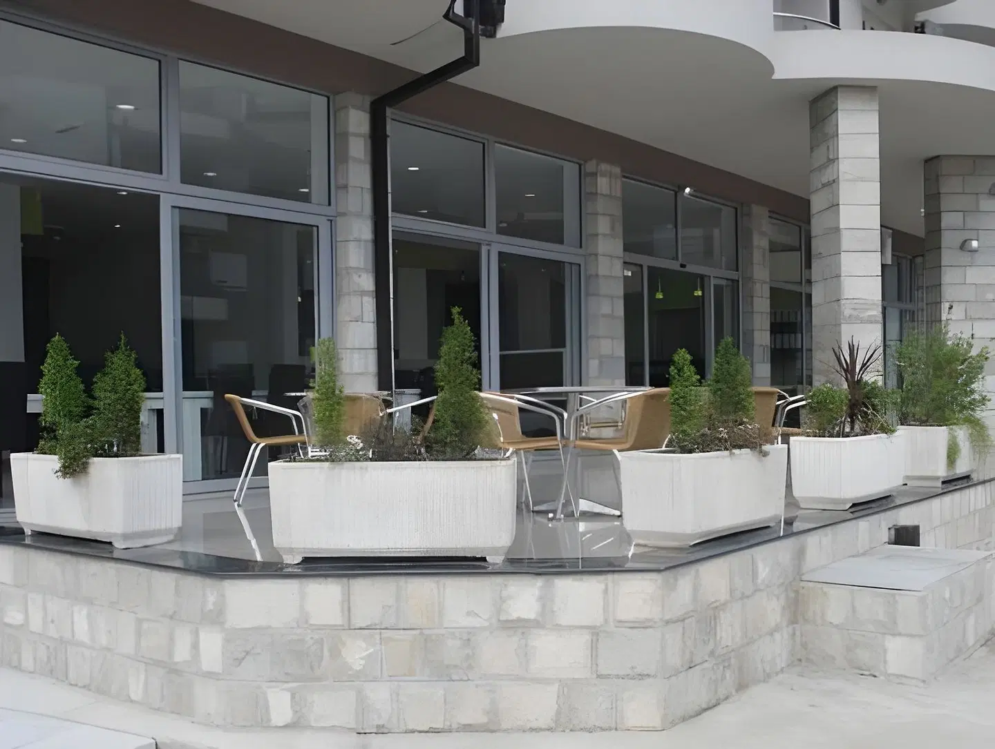 Novi EXTERIOR
