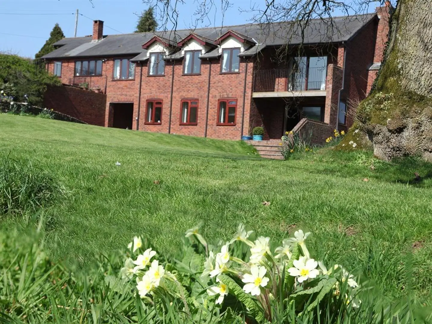 Lower Thornton Farm EXTERIOR