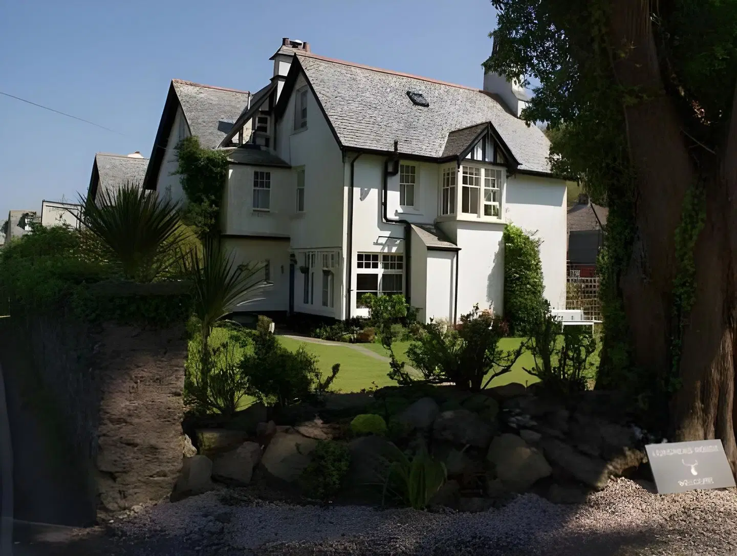 Longmead House EXTERIOR