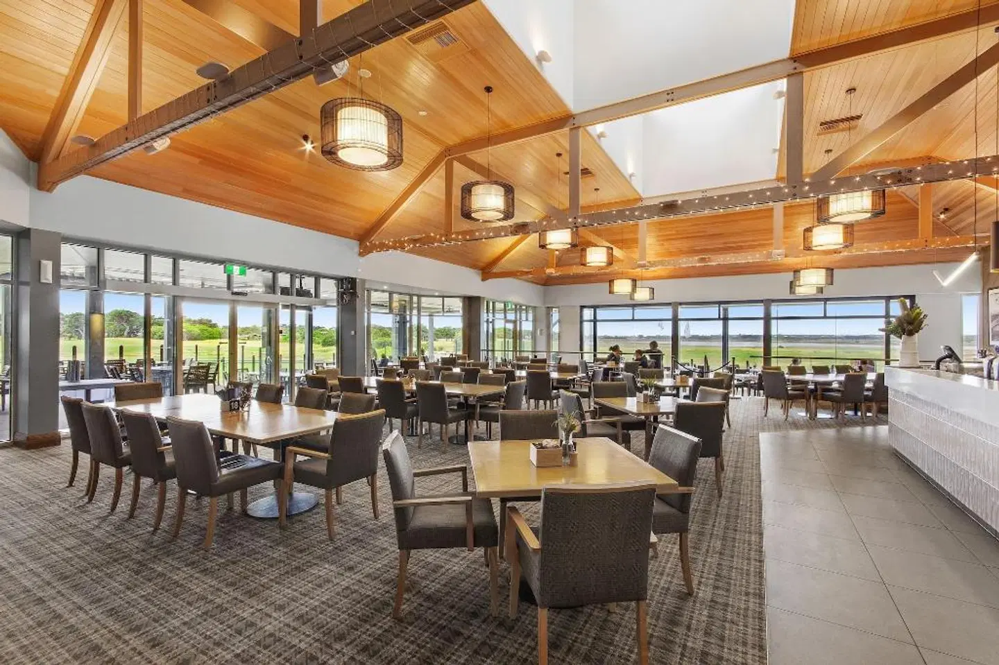 13th Beach Golf Lodges Restaurant