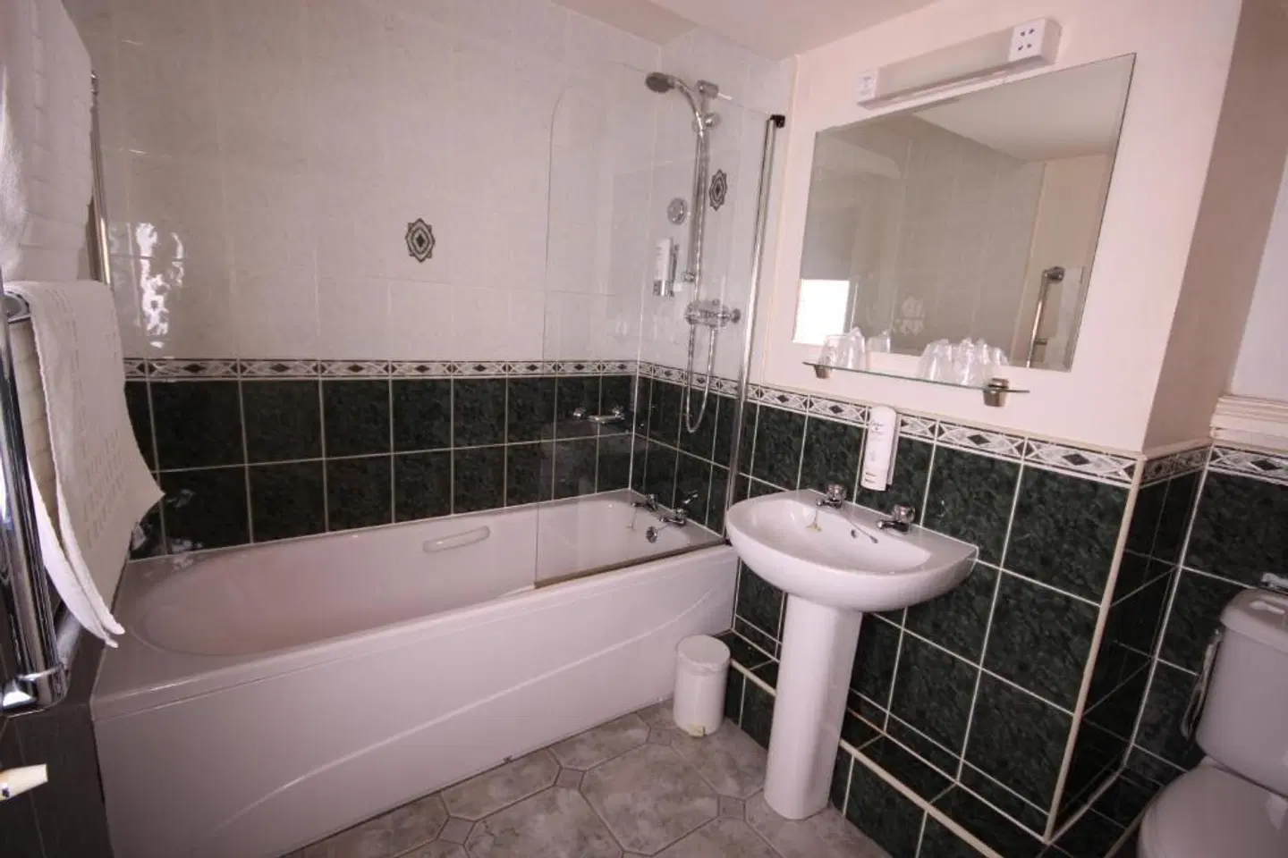 Dovey Inn Badezimmer