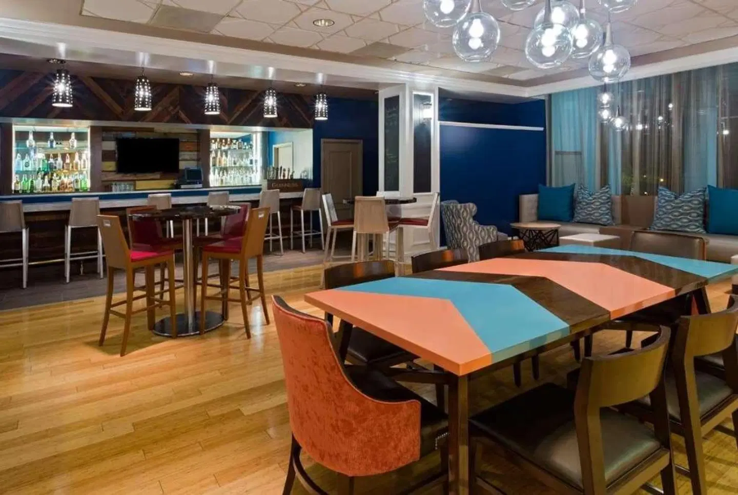 Wyndham Lake Buena Vista Disney Springs Resort Bar