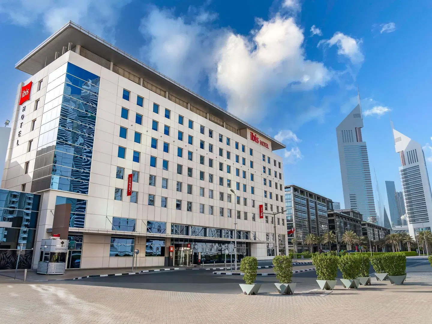 ibis World Trade Centre Dubai EXTERIOR