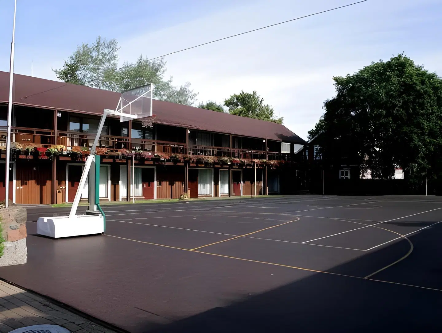 Hotel Pusu Paunksneje EXTERIOR