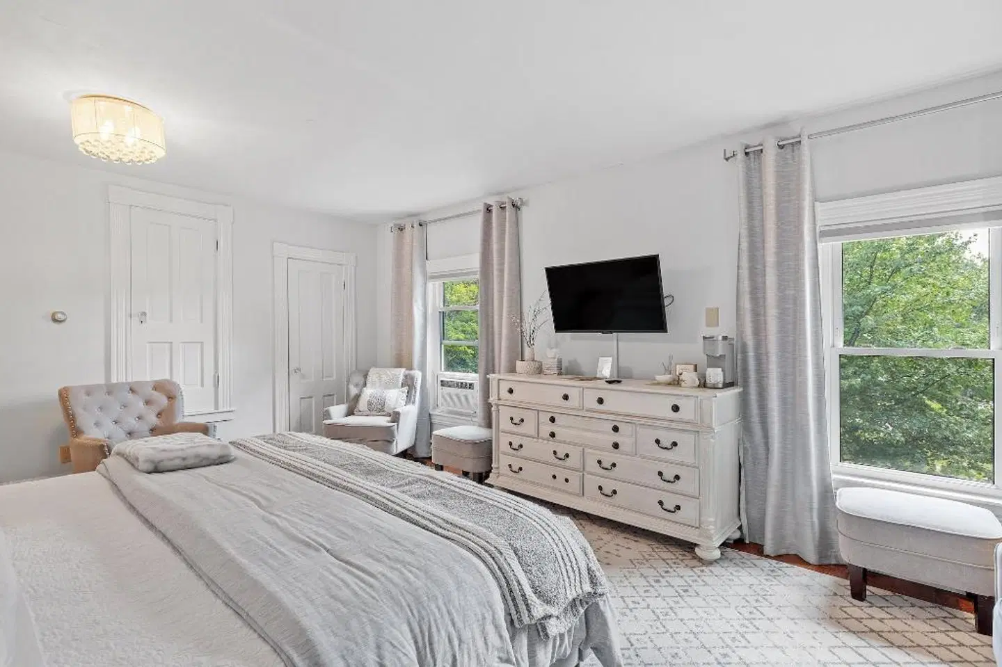 Inn On Golden Pond ROOM_EXAMPLE