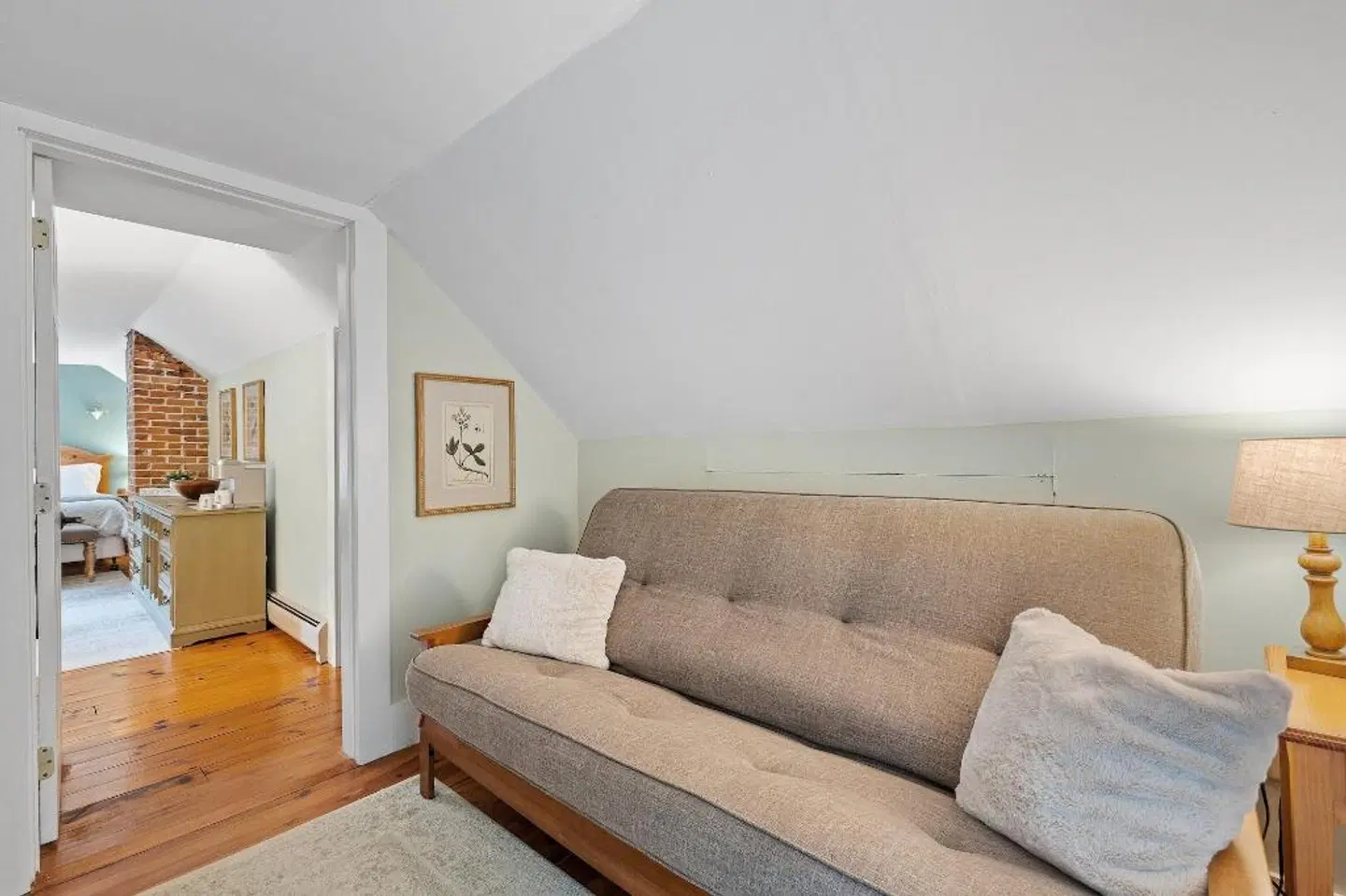 Inn On Golden Pond ROOM_EXAMPLE