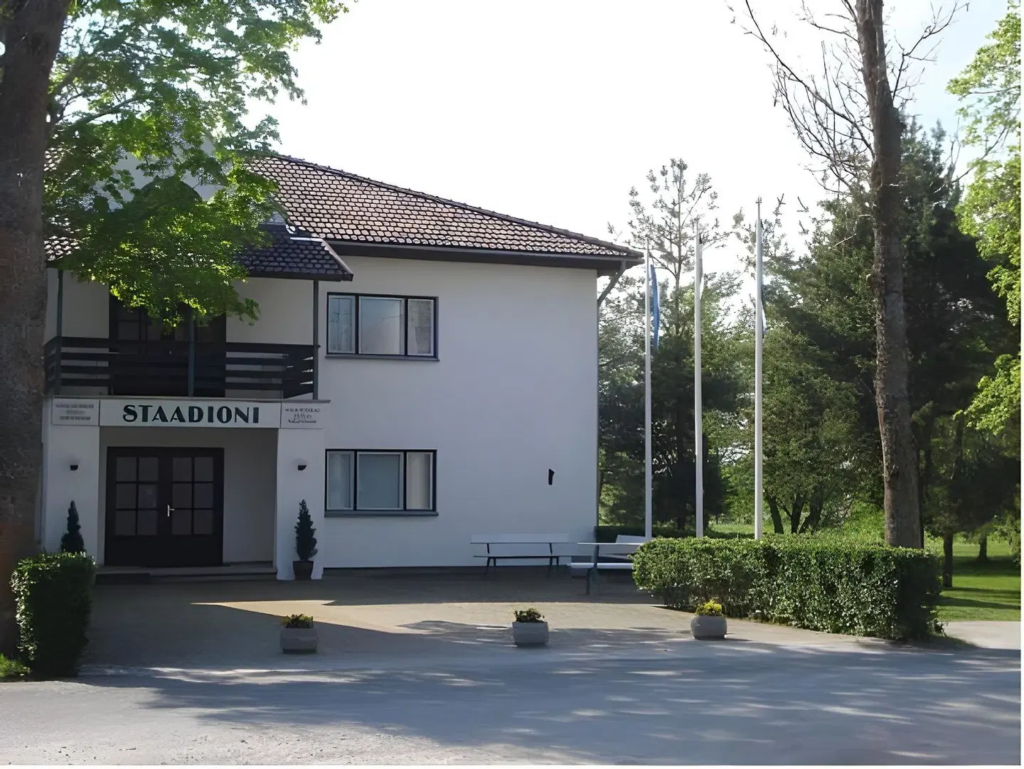Staadioni Hotel EXTERIOR