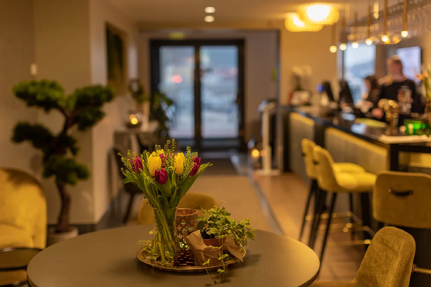 Dockyard Hotel Bar