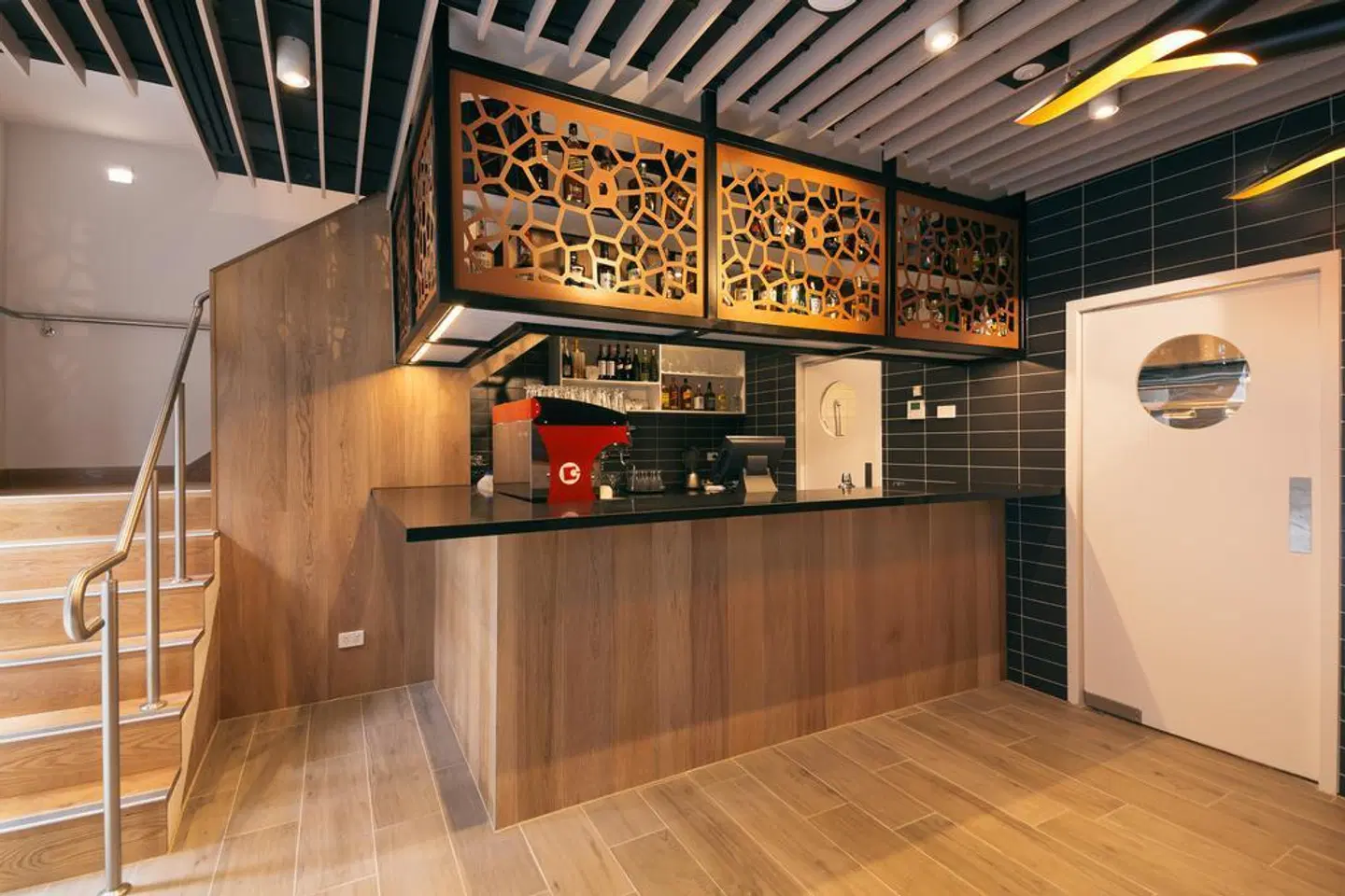 Brady Hotels Central Melbourne LOUNGE_LOBBY