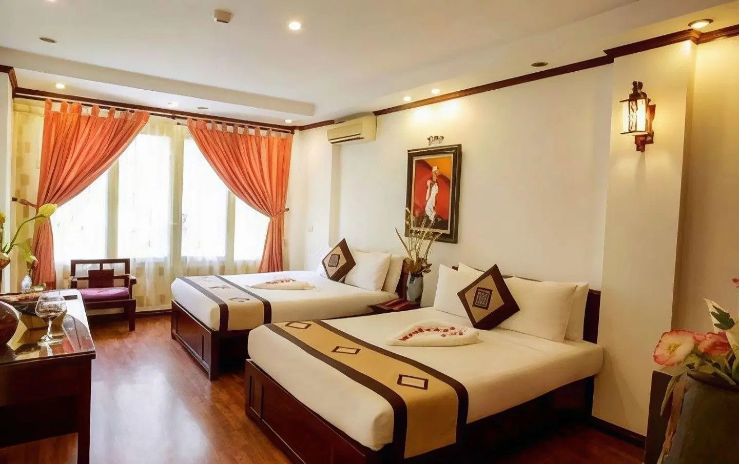 Galliot Central Hotel ROOM_EXAMPLE
