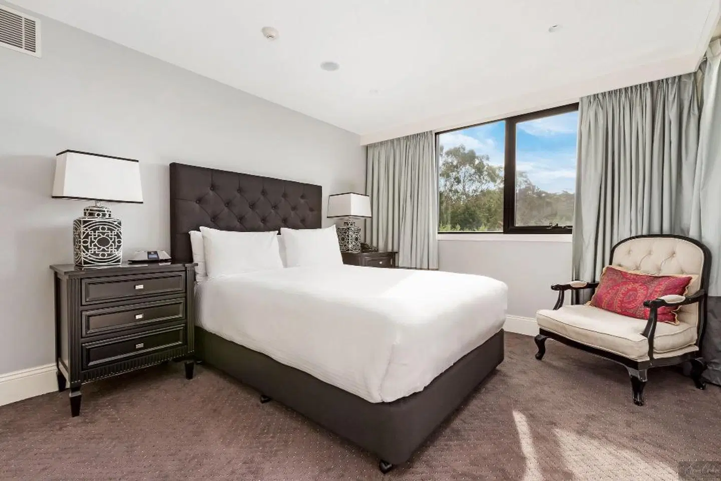 Miramare Gardens Boutique Accommodation ROOM_EXAMPLE