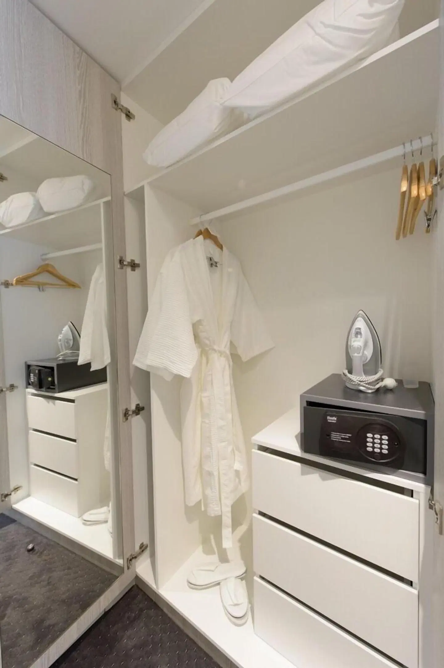 Miramare Gardens Boutique Accommodation Badezimmer