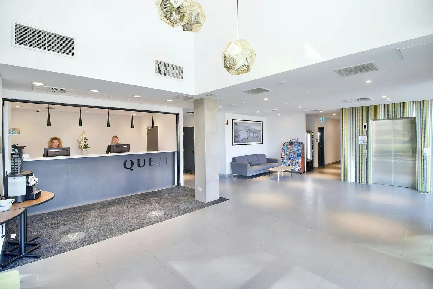 Quest Rockingham LOUNGE_LOBBY