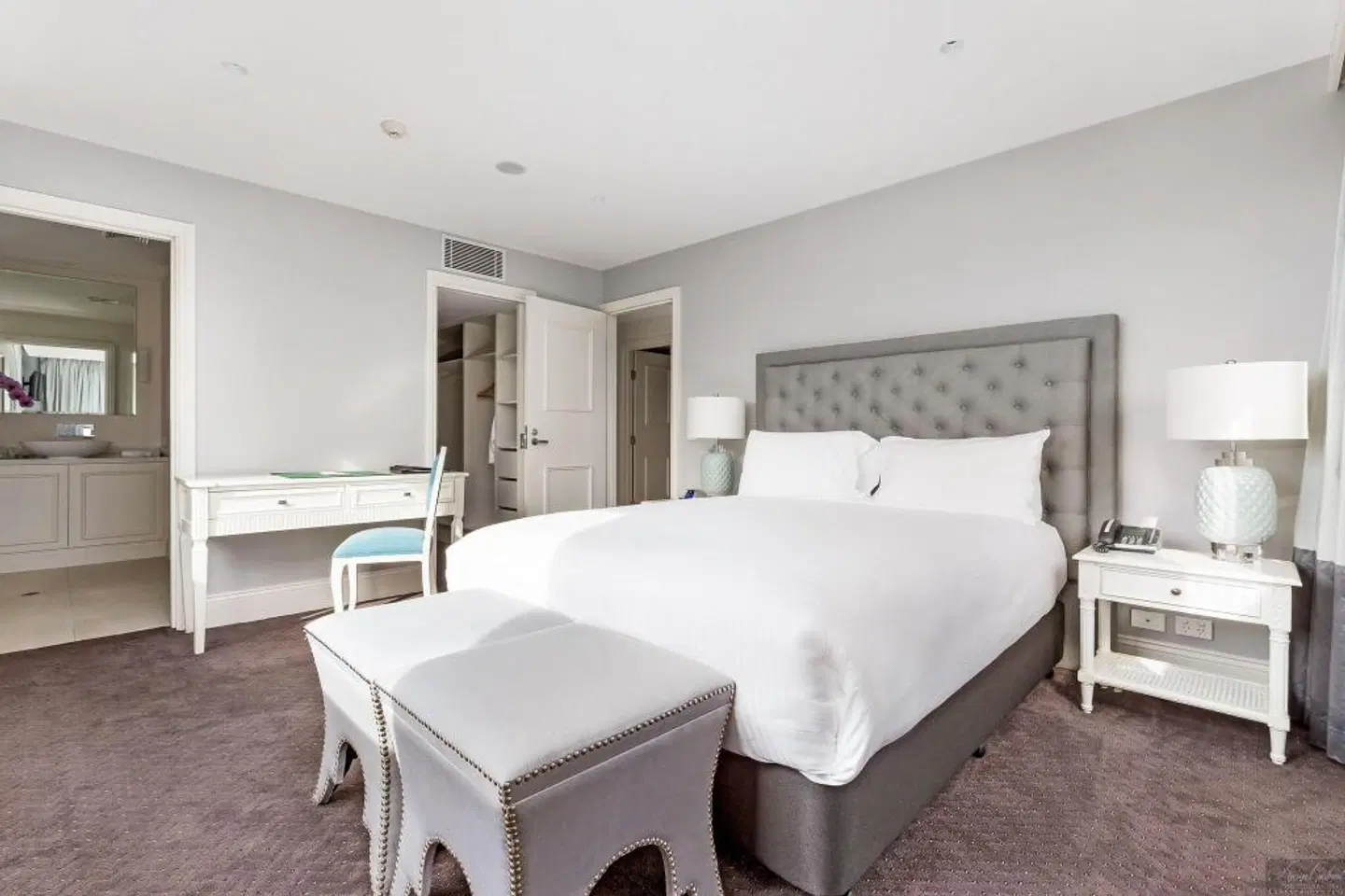 Miramare Gardens Boutique Accommodation ROOM_EXAMPLE