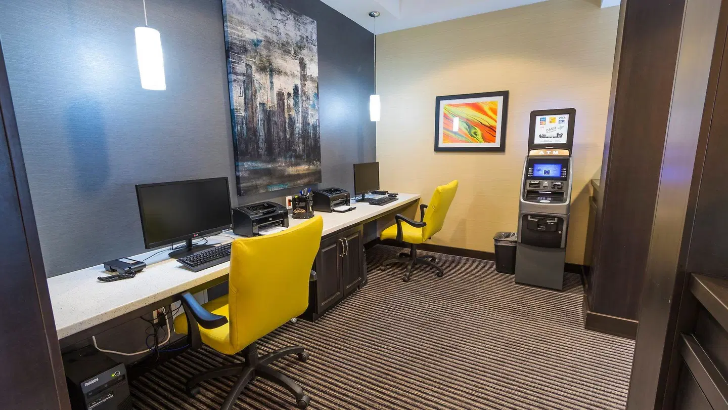 Holiday Inn Express & Suites Thunder Bay by IHG ROOM_EXAMPLE