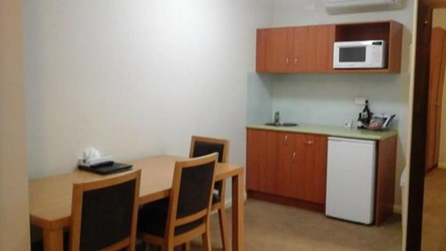 Willows Motel ROOM_EXAMPLE