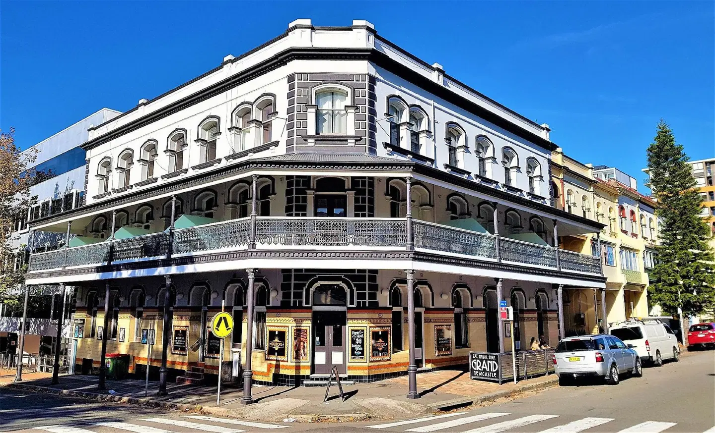 Grand Hotel EXTERIOR