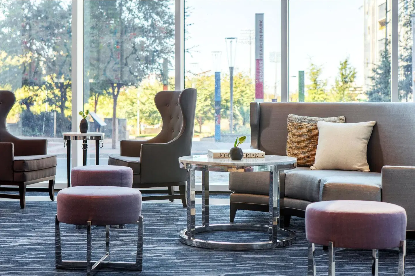 Kimpton Tryon Park Hotel by IHG Bar