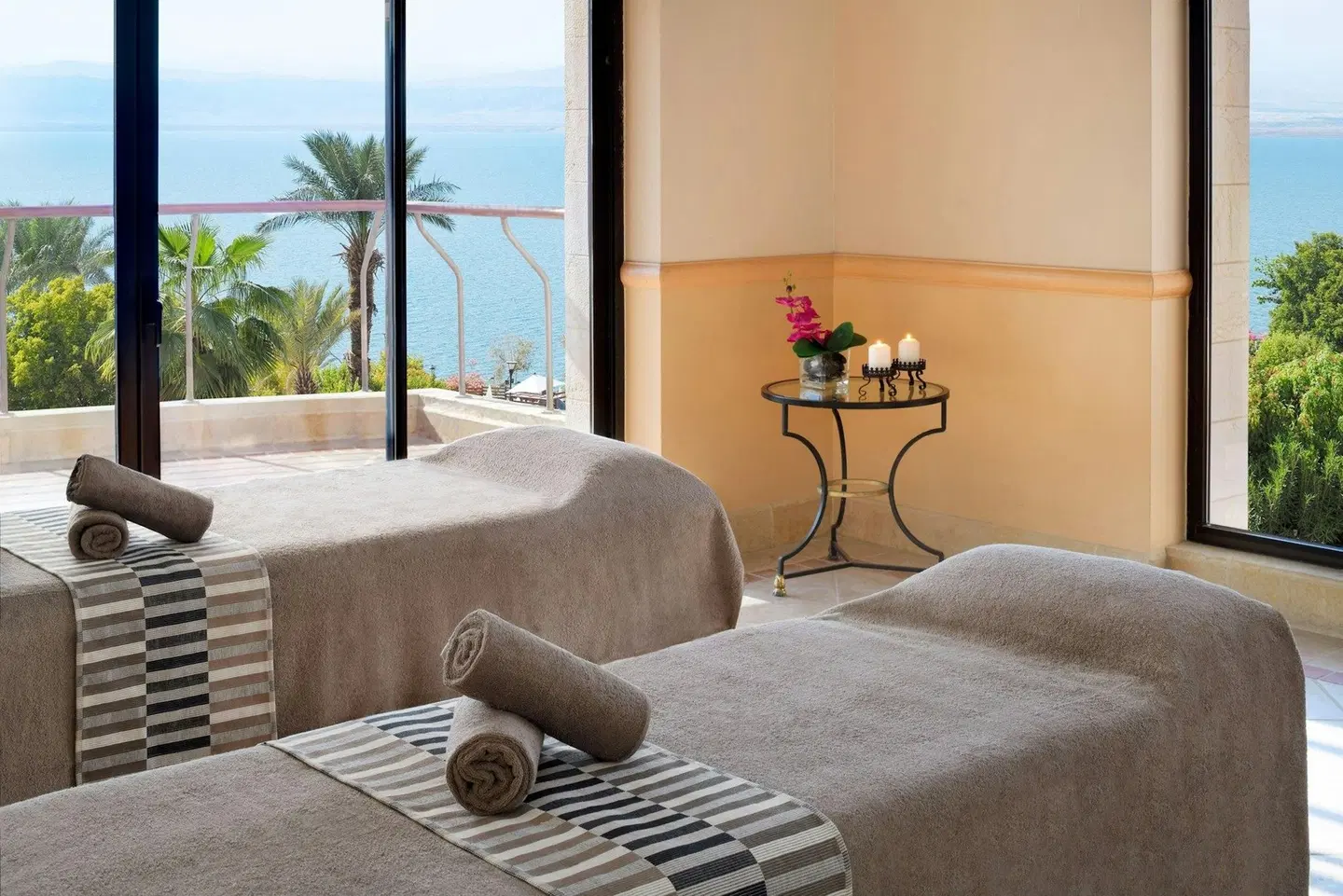 Dead Sea Marriott Resort & Spa ROOM_EXAMPLE